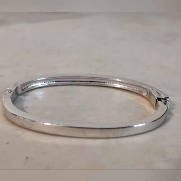 Swarovski Swan Mark Hinged Clamp Bracelet - Picture 13 of 16